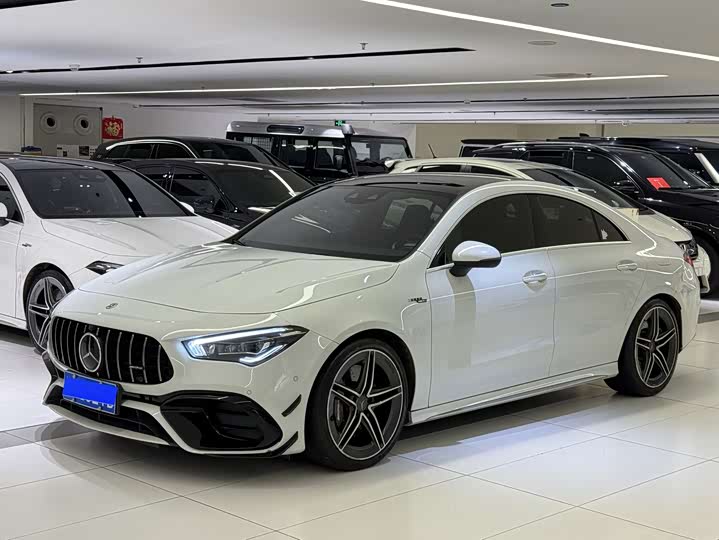 Фото 1 - Mercedes-Benz CLA-Class AMG