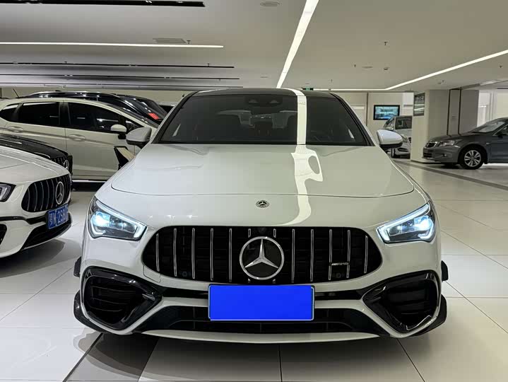 Фото 2 - Mercedes-Benz CLA-Class AMG