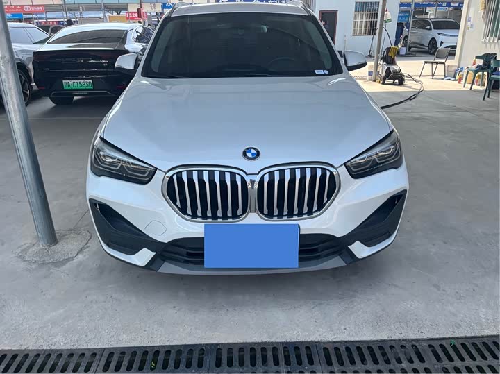 Фото 1 - BMW X1