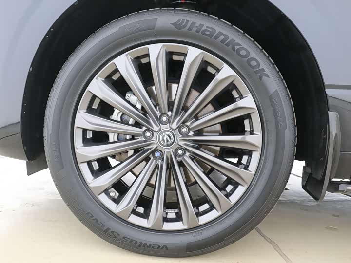 Фото 6 - Changan UNI-K