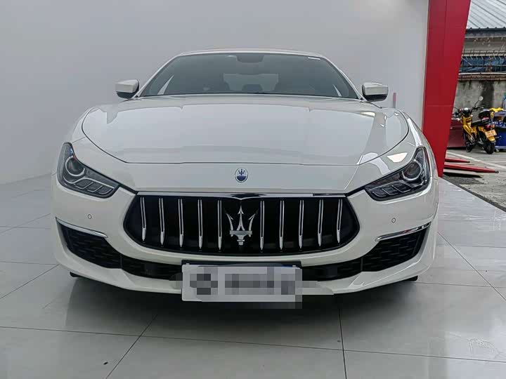 Фото 3 - Maserati Ghibli