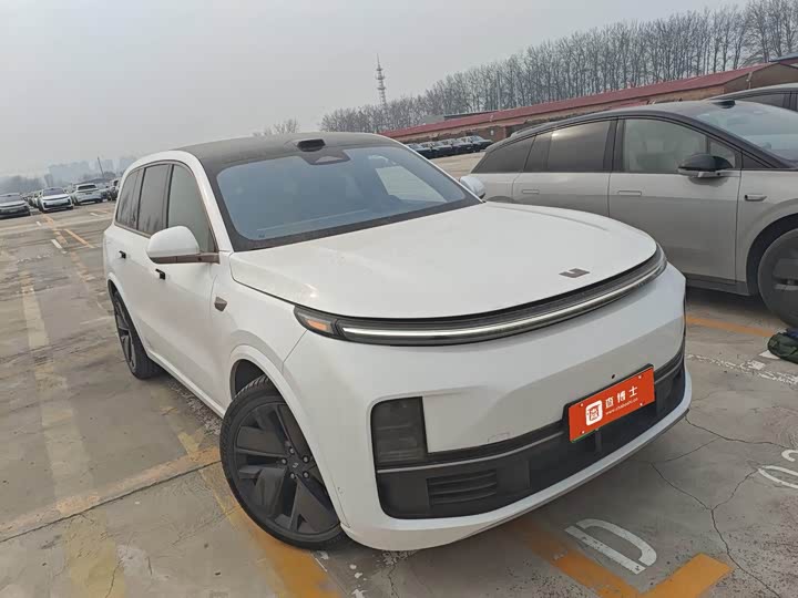 Фото 2 - LiXiang L9