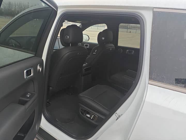 Фото 5 - LiXiang L9