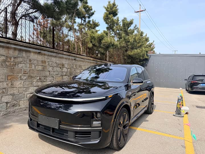 Фото 1 - LiXiang L8