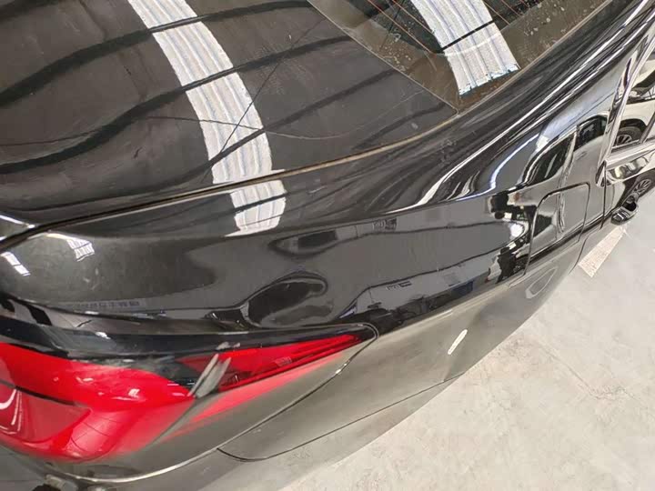 Фото 5 - BMW 5 Series