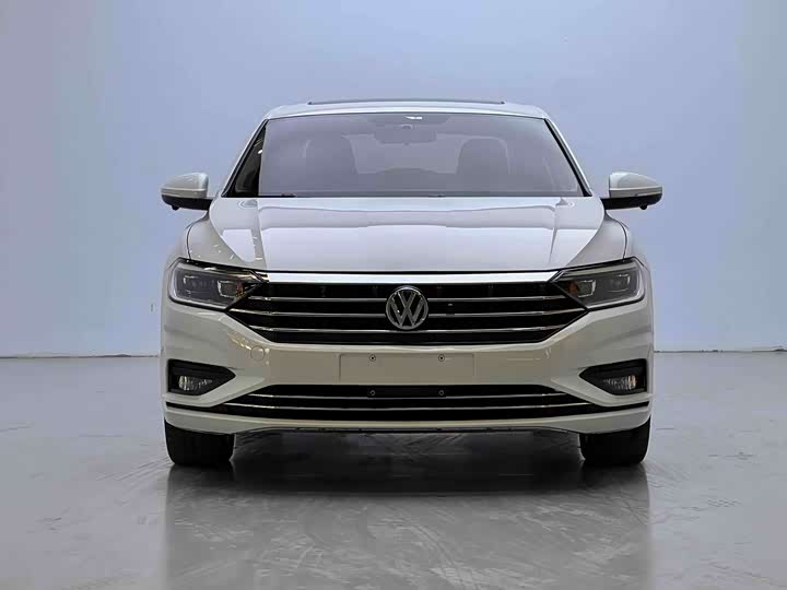 Фото 2 - Volkswagen Sagitar L