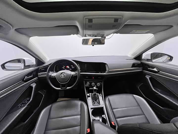 Фото 5 - Volkswagen Sagitar L