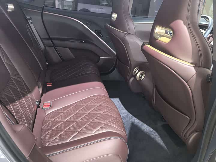 Фото 8 - Avatr 11