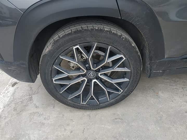 Фото 6 - Changan UNI-T