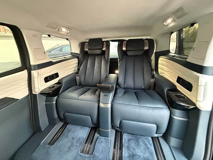 Фото 7 - Buick GL8 Century