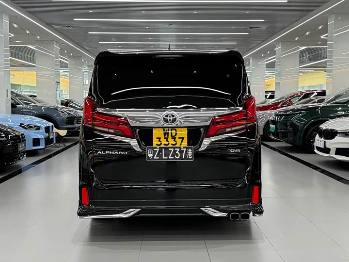 Фото 5 - Toyota Alphard