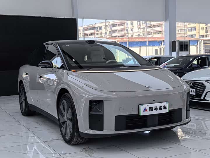 Photo 3 - LiXiang i6