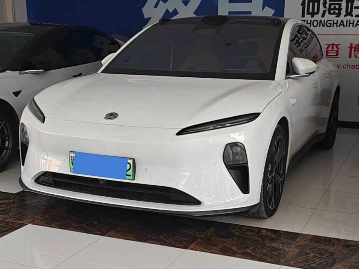 Фото 1 - Nio ET5T