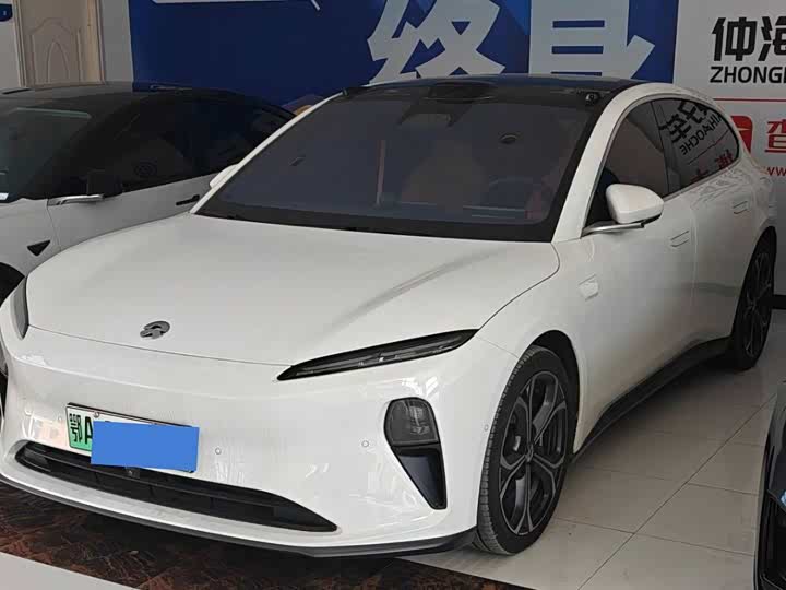 Фото 3 - Nio ET5T