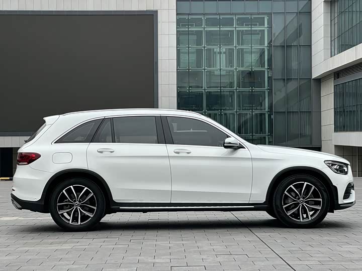 Фото 3 - Mercedes-Benz GLC-Class