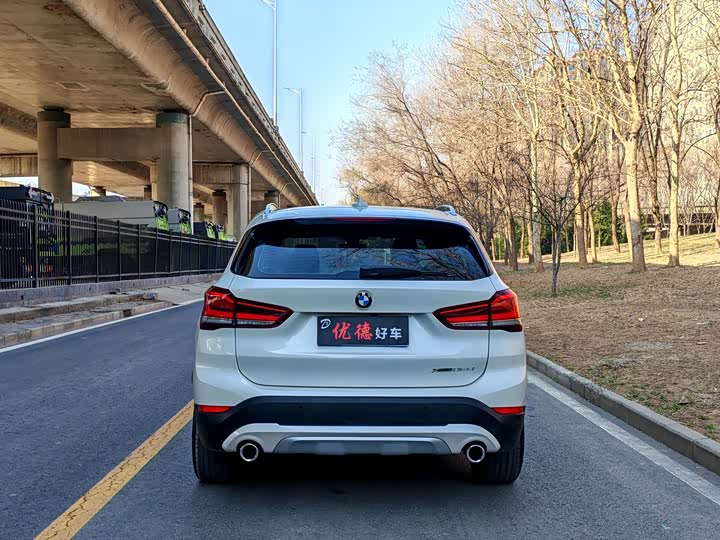Фото 4 - BMW X1