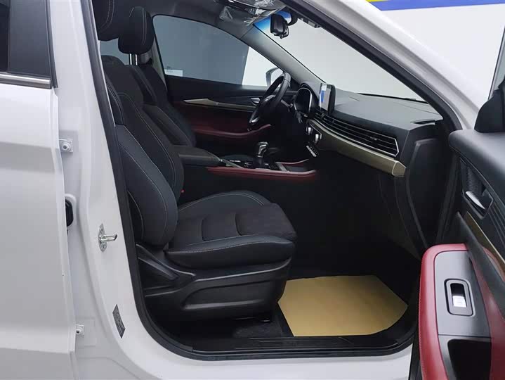 Фото 8 - Jetour X70