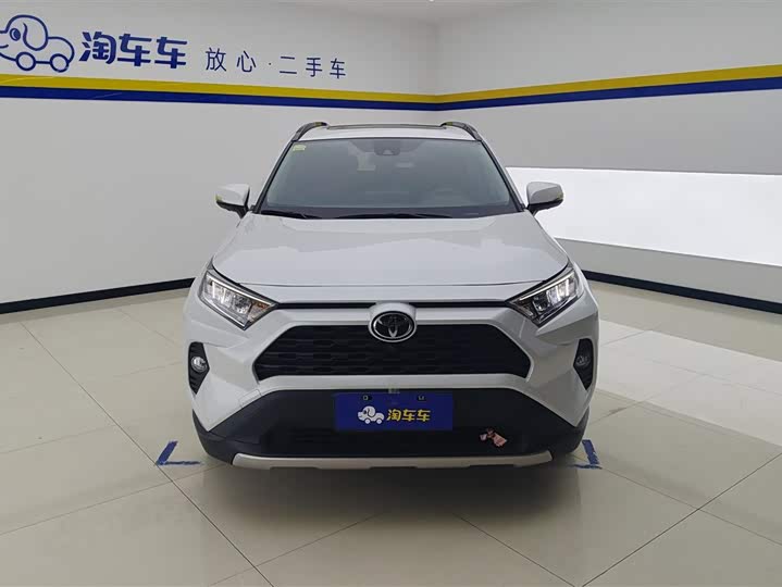 Toyota RAV4 2021 2021款 2.0L CVT两驱风尚PLUS版