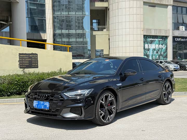 Фото 1 - Audi A7L