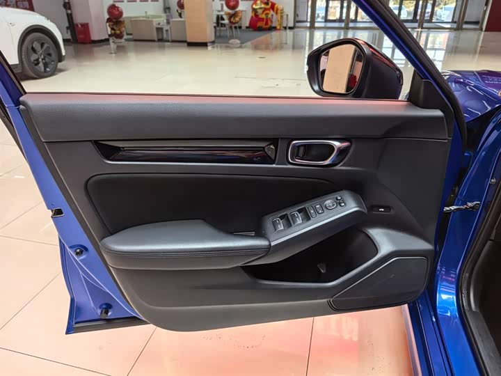 Фото 6 - Honda Civic