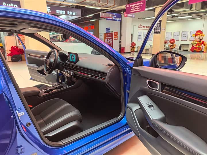 Фото 9 - Honda Civic