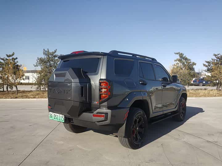 Photo 3 - Tank 400 Hybrid