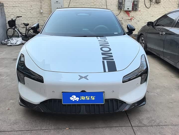 Фото 2 - XPeng Mona M03