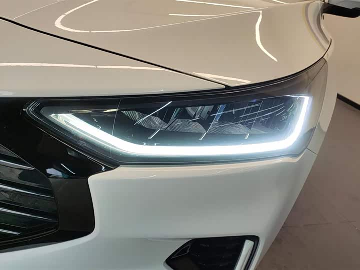 Фото 5 - Ford Focus