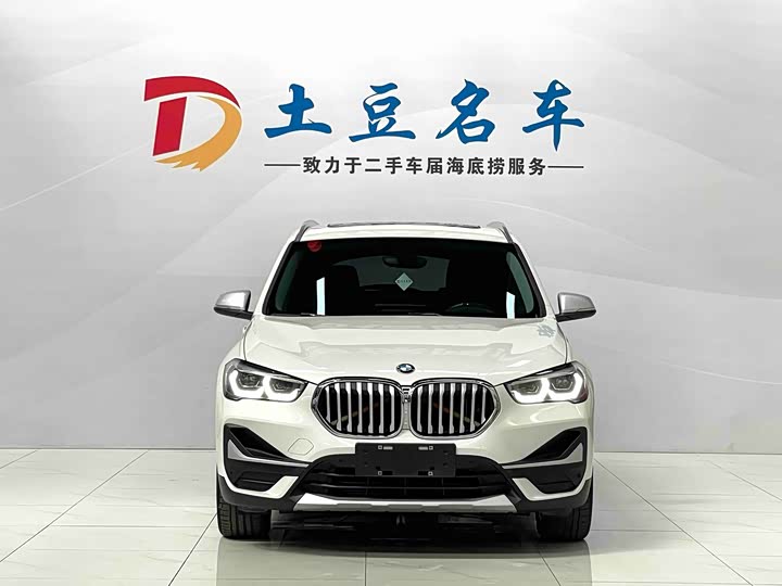 Фото 2 - BMW X1