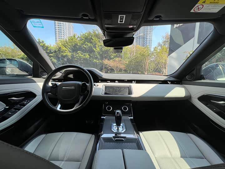 Фото 8 - Land Rover Range Rover Evoque L