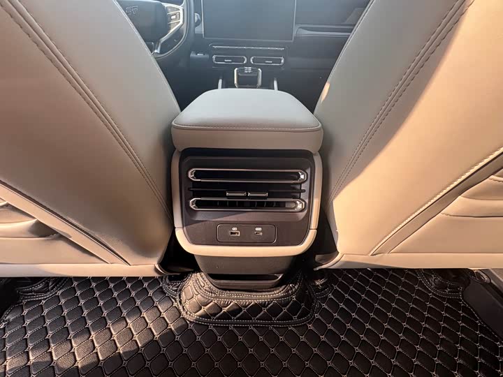 Photo 9 - Jetour Shanhai T1