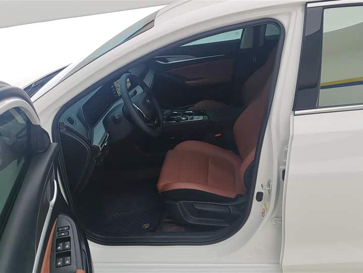 Фото 9 - Changan Eado Plus