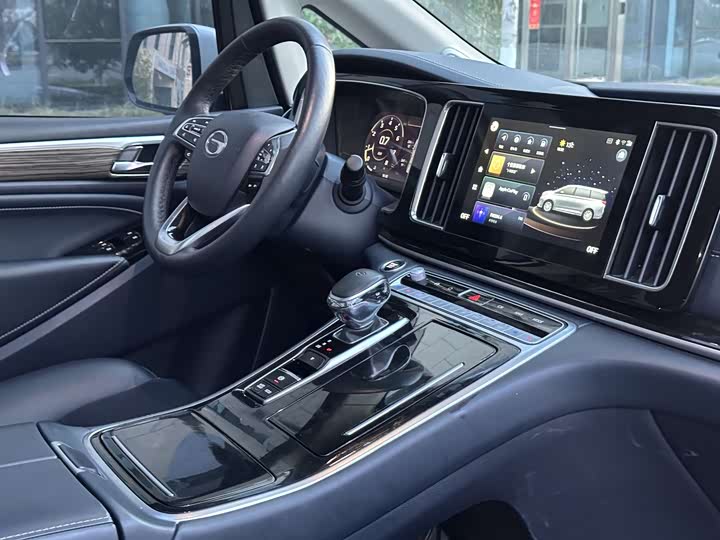 Zdjęcie 9 - GAC Trumpchi M8