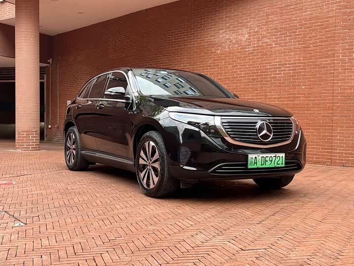Фото 2 - Mercedes-Benz EQC
