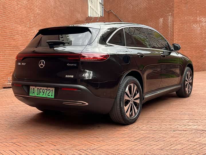 Фото 5 - Mercedes-Benz EQC