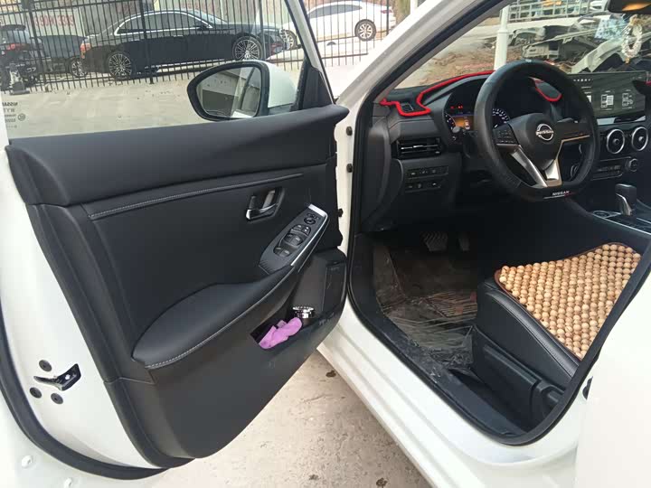 Фото 7 - Nissan Sylphy