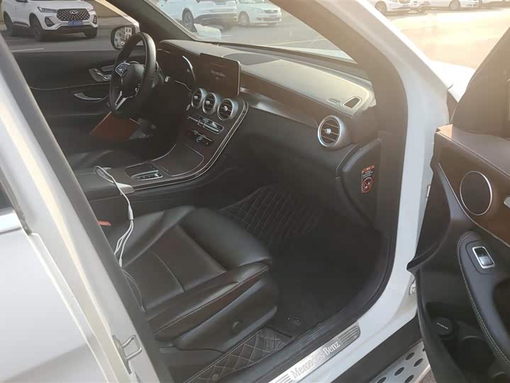 Фото 8 - Mercedes-Benz GLC-Class