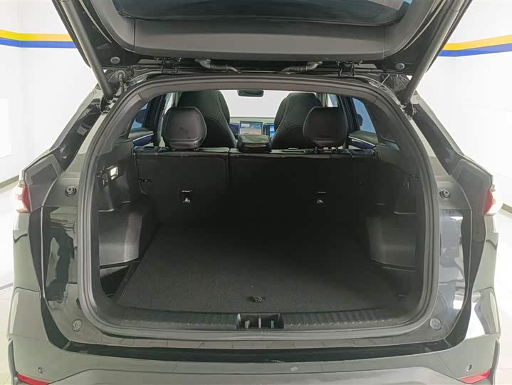 Фото 4 - Geely Galaxy L7