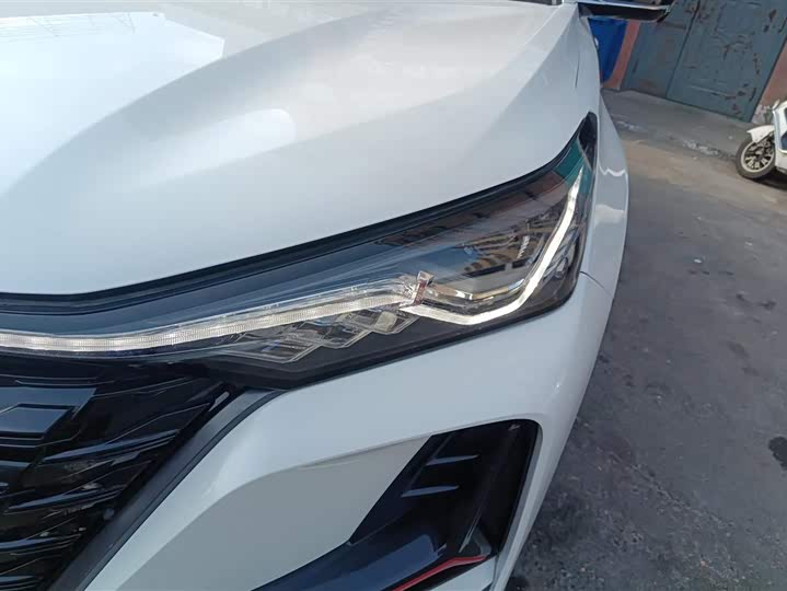 Фото 5 - Changan CS75 Plus