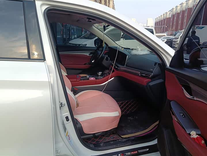 Фото 8 - Changan CS75 Plus