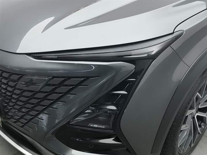 Фото 7 - Changan UNI-T