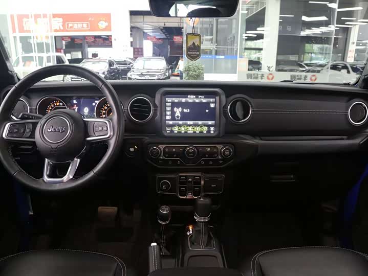 Фото 3 - Jeep Gladiator