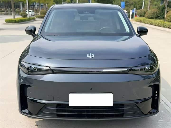 Фото 2 - Leapmotor C10