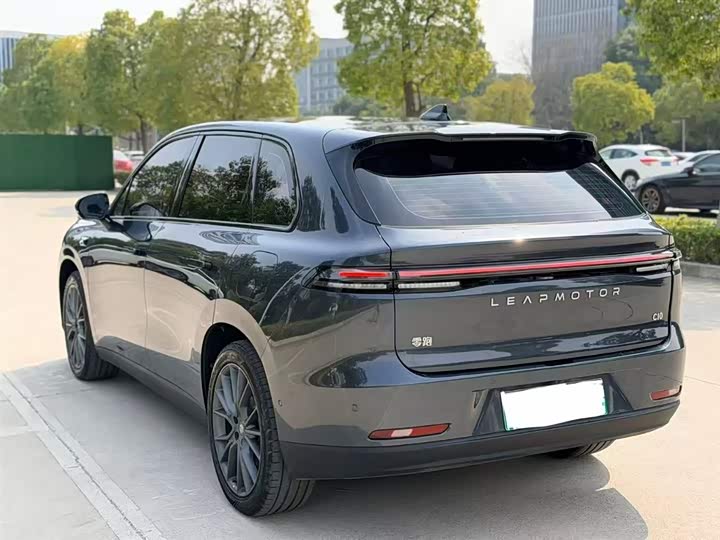 Фото 9 - Leapmotor C10