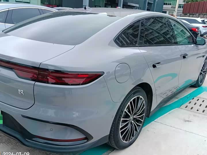 Фото 5 - BYD Han