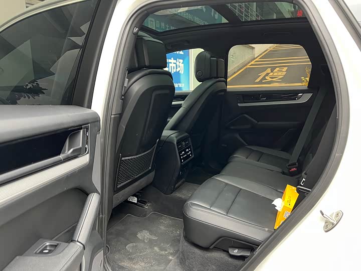 Фото 4 - Porsche Cayenne