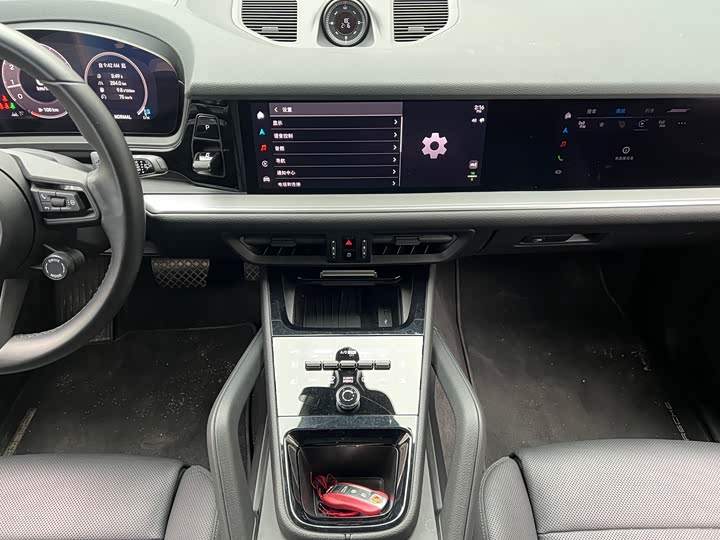 Фото 7 - Porsche Cayenne