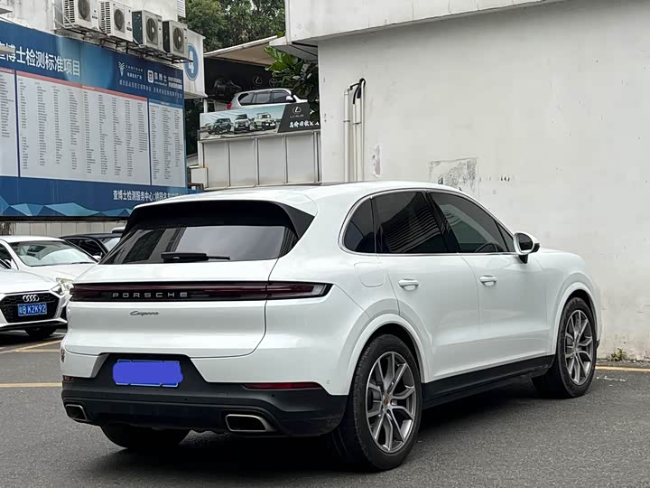 Фото 9 - Porsche Cayenne