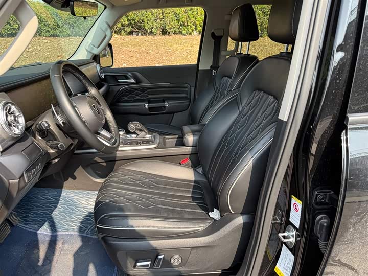 Фото 8 - Tank 300