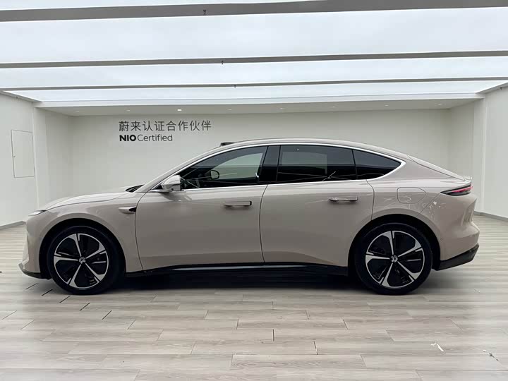 Фото 6 - Nio ET5